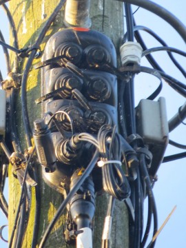 fibre cable connected to manifold