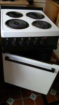 Old unbranded cooker
